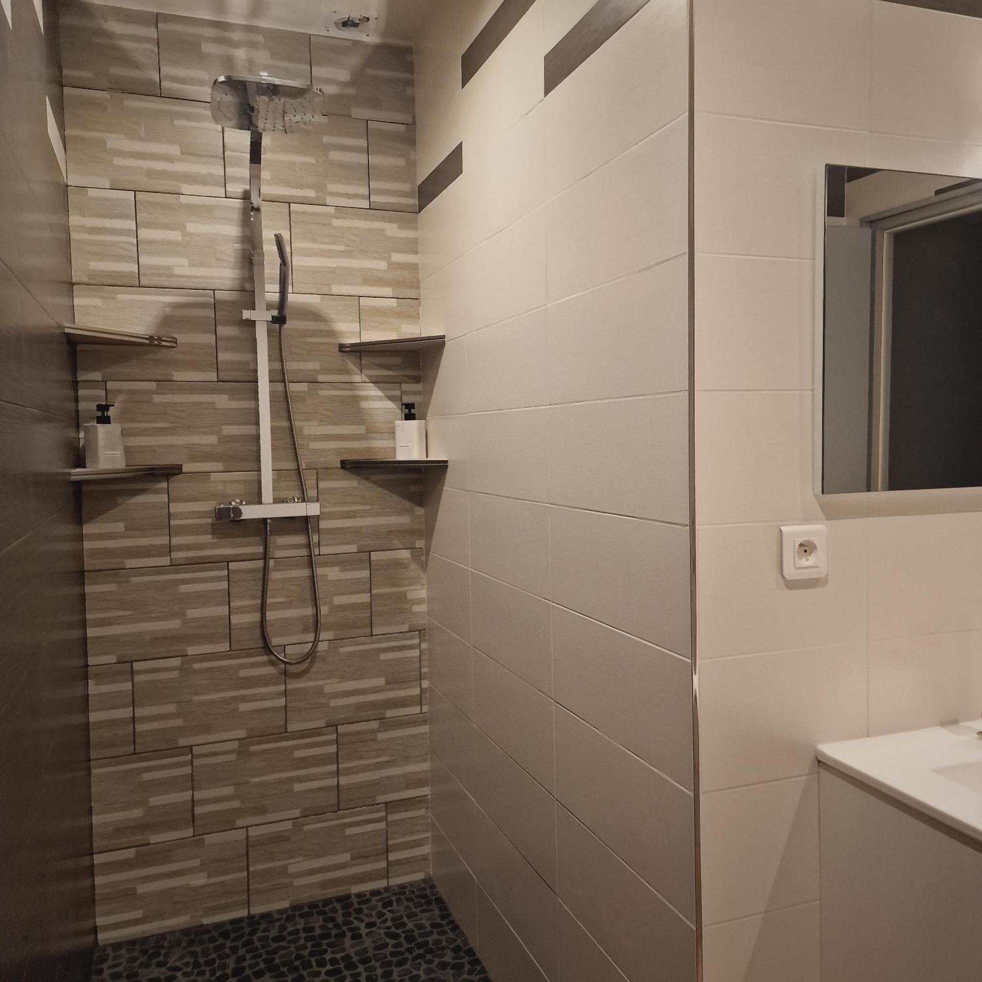 Les Chambres De Sandra Nurieux-Volognat Quarto foto