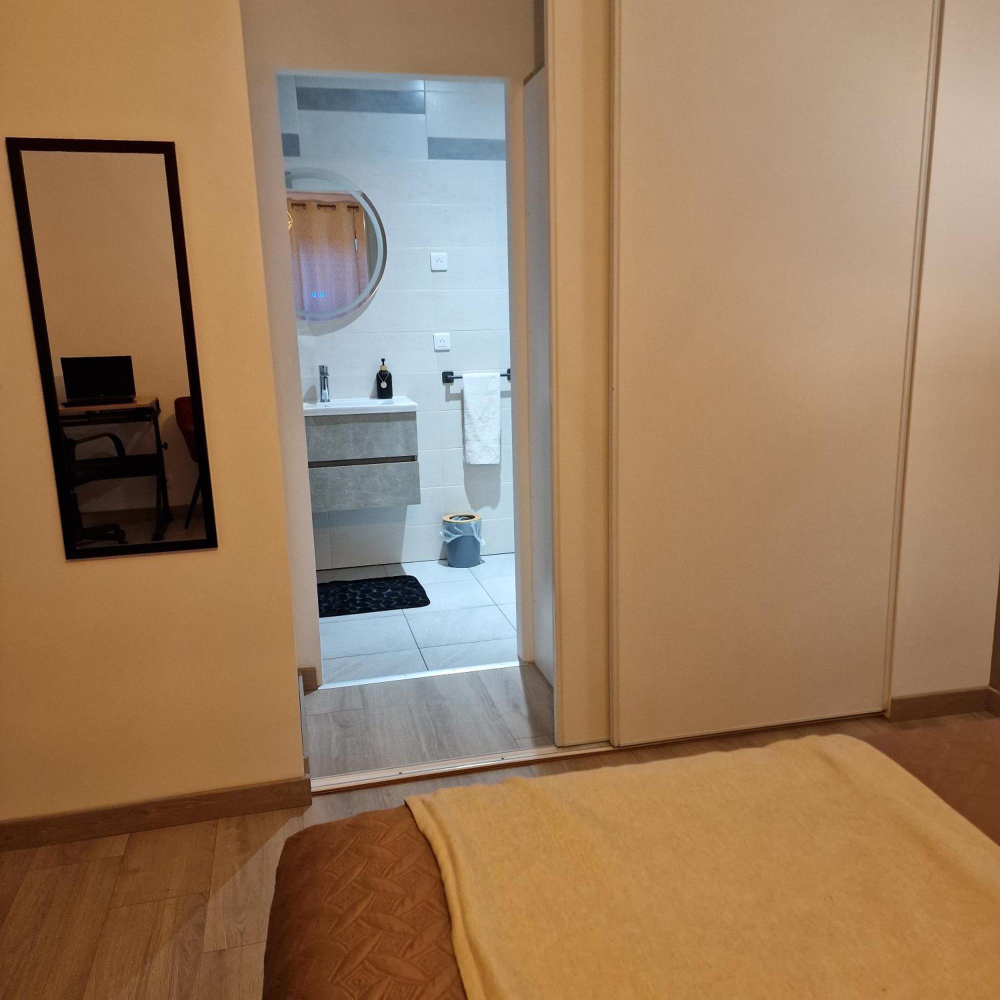 Les Chambres De Sandra Nurieux-Volognat Exterior foto